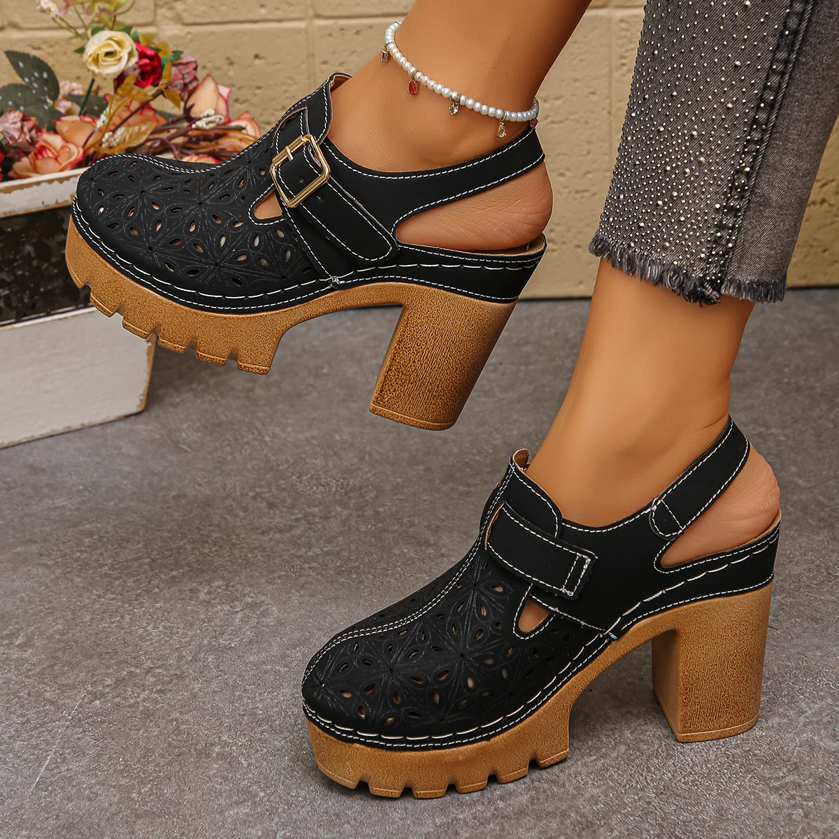 Large Size Women's Thick Heel  - огляд і ціна Women'S Fashion Visor