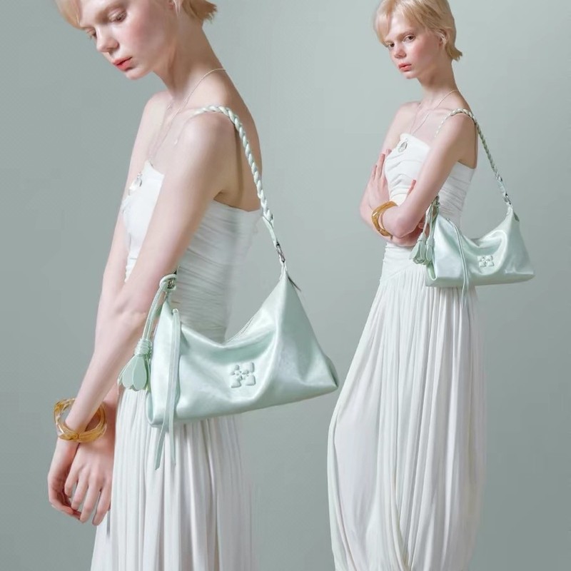 Fashionable Trendy Design Larg - огляд і ціна Women'S Fashion Paris